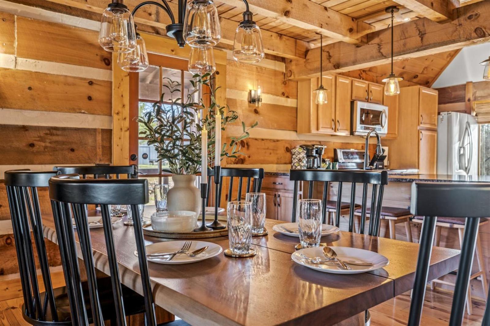Hidden Star Hideaway-Blackberry Farm-Smoky Mtn Nat Park-Hot Tub- Fire Pit- Fenced Yard- Pet Friendly Walland 外观 照片